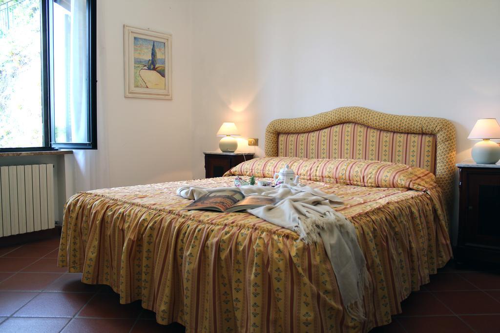 Villa Agostoli Siena Phòng bức ảnh