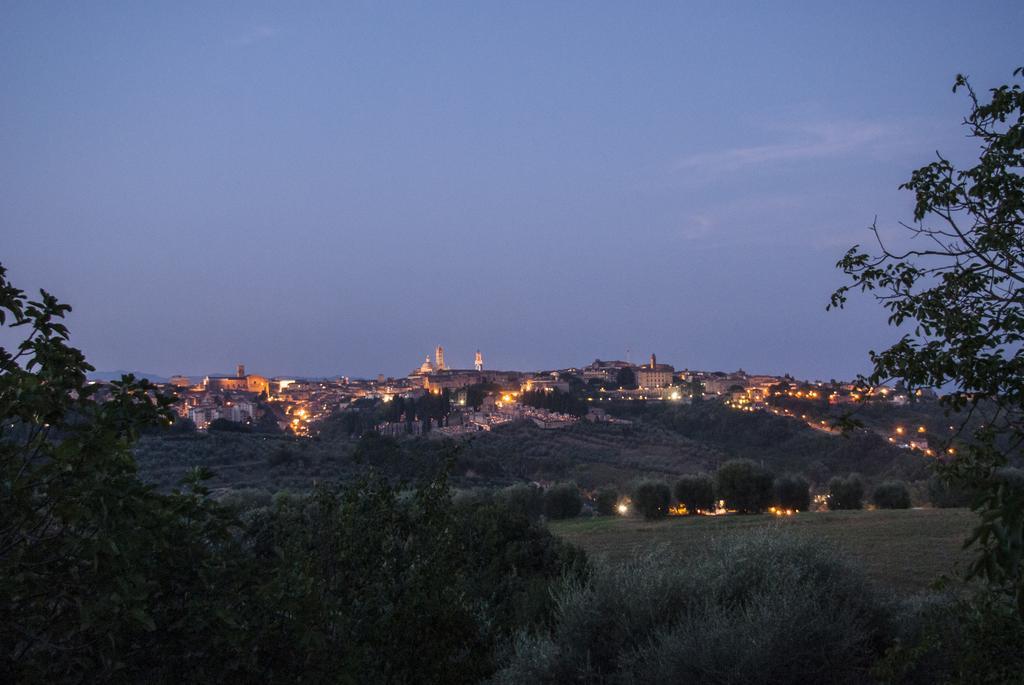 Villa Agostoli Siena Phòng bức ảnh