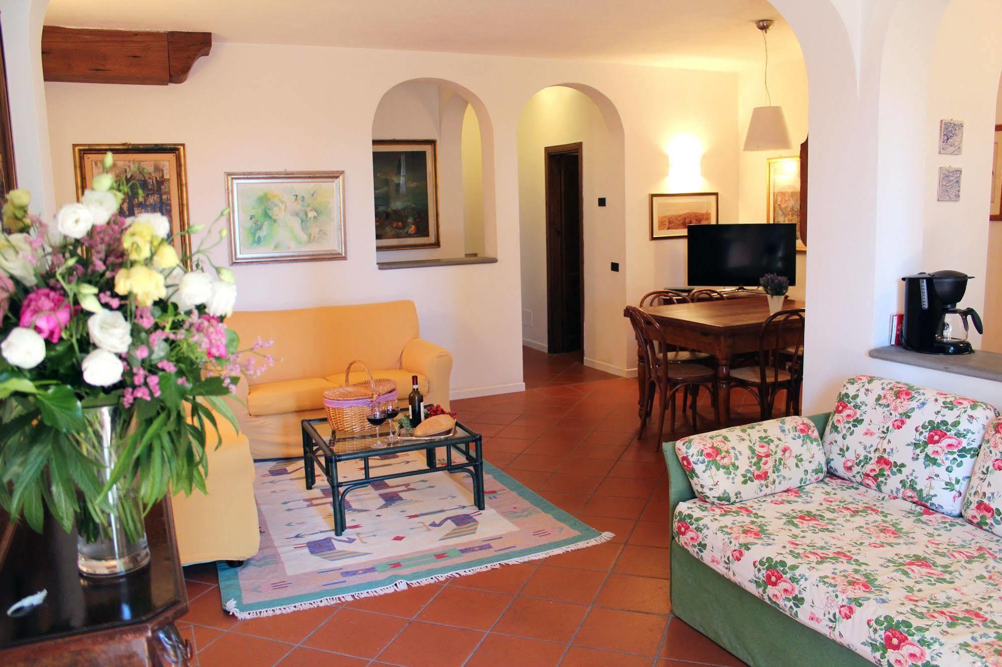 Villa Agostoli Siena Ngoại thất bức ảnh